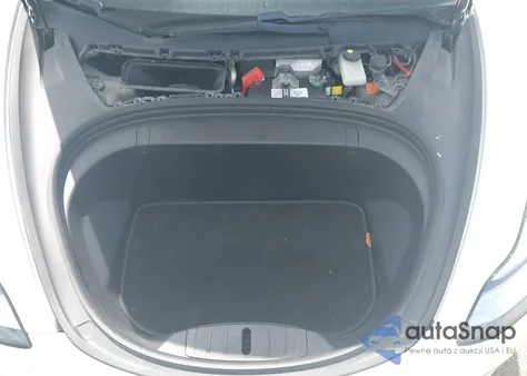 2019 Tesla Model 3 Long Range/Performance из США, поврежденный, VIN 5YJ3E1EB0KF469785